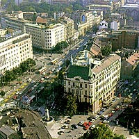 Вид на площадь и отель Москва